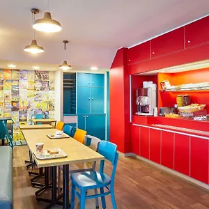  Hotell Hotelf1 Centre Courtine Gare